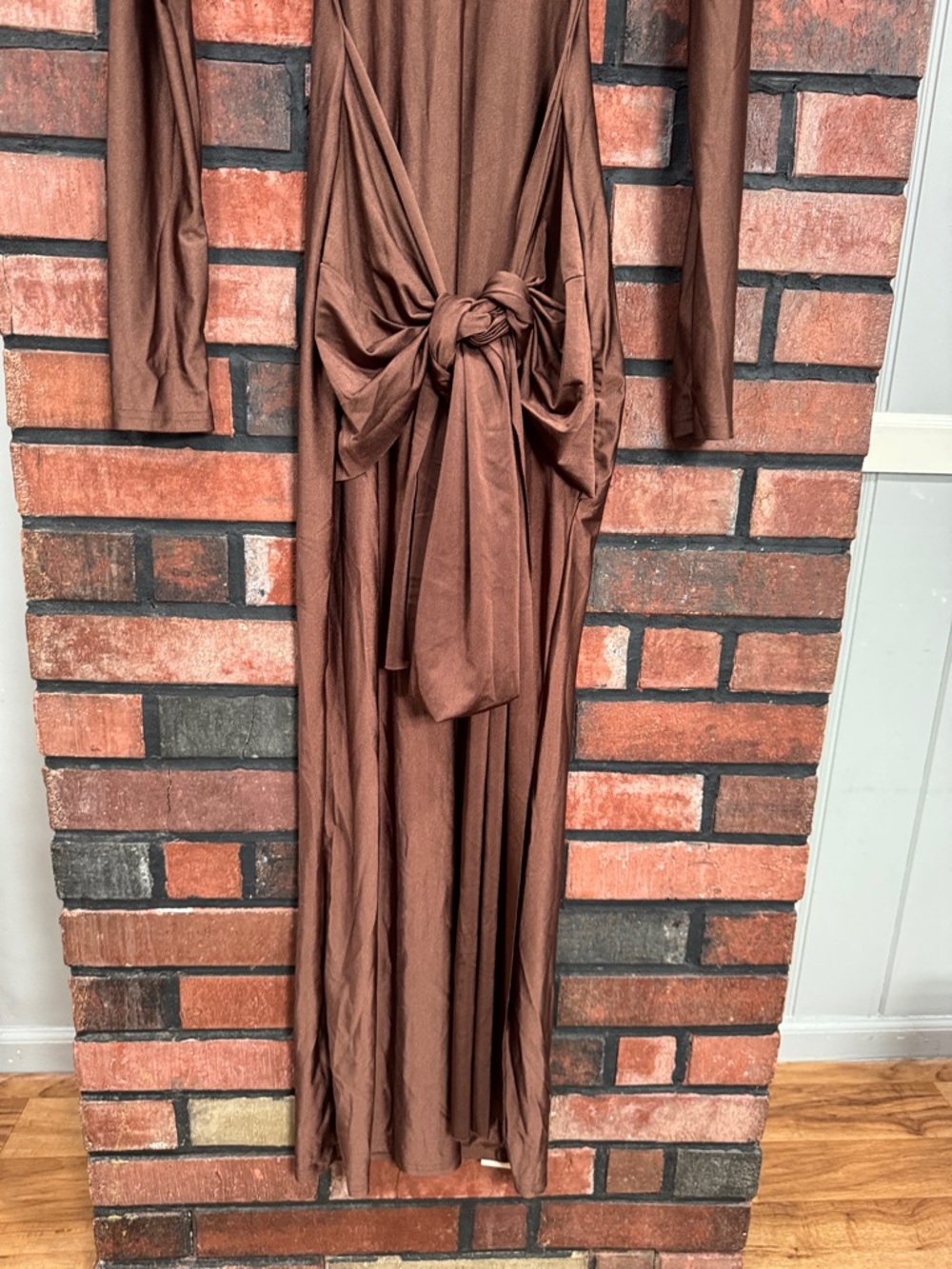 Mew Mews Rumaysa Long Sleeve Twisted Maxi Dress - Picture 8 of 16